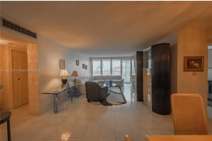 301 174th St APT 2317, Sunny Isles Beach, FL 33160, - MLS#A11820229