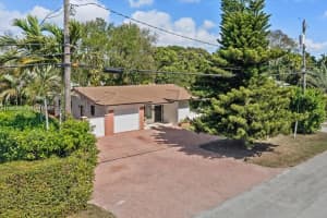 6385 Sw 25th St, Miami