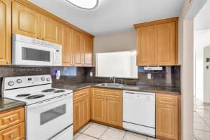 7801 Abbott Ave APT 307, Miami Beach, FL 33141, - MLS#A11820367