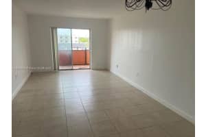 295 NW 72nd Ave APT 412, Miami, FL 33126, - MLS#A11820373