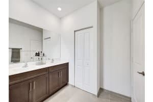 1100 SE 26th Ter, Homestead, FL 33035, - MLS#A11820400