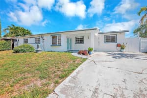 7950 NW 174th Terrace, Hialeah, FL 33015, - MLS#A11820416