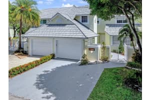 9933 Nw 49th Ter Doral, FL 33178 - MLS#A11820449