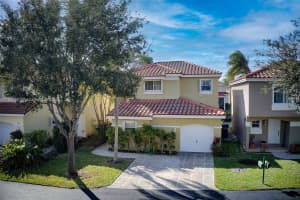 1762 E Trafalgar Cir Hollywood, FL 33020 - MLS#A11820451