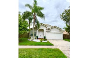 142 Sw 204th Ave, Pembroke Pines