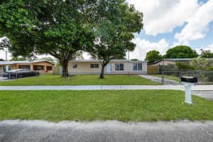 21200 NE 12th Ct, Miami, FL 33179, - MLS#A11820477