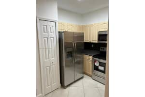 2758 SE 17th Ave UNIT 102, Homestead, FL 33035, Sold 07/31/25