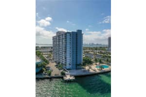 1865 79th Street Causeway APT 8G, North Bay Village, FL 33141, - MLS#A11820593