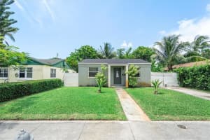 602 El Prado, West Palm Beach, FL 33405, - MLS#A11820649