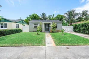 602 El Prado, West Palm Beach, FL 33405, - MLS#A11820649