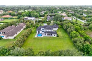 11901 Nw 12th St Plantation, FL 33323 - Off Market