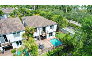21235 NE 33rd Ave, Aventura, FL 33180, Sold 09/03/25