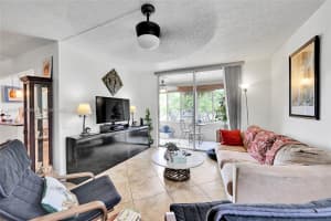 9401 Lime Bay Blvd APT 303, Tamarac, FL 33321, Sold 07/31/25