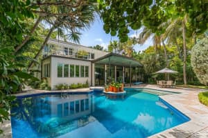 6165 Pine Tree Dr, Miami Beach, FL 33140, Sold 04/17/26