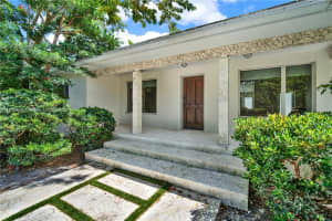 520 Bay Point Rd, Miami, FL 33137, - MLS#A11820846
