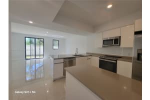 N Oak Pl, Dania Beach, FL 33314, - MLS#A11820874