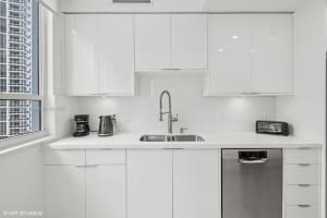 801 Brickell Key Blvd APT 2202, Miami, FL 33131, Sold 08/29/25