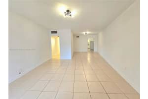 1152 99th St APT 28, Bay Harbor Islands, FL 33154, - MLS#A11820910