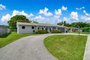 14540 SW 77th St, Miami, FL 33183 - MLS#A11820947