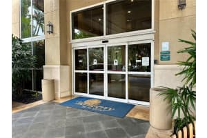 19501 W Country Club Dr APT 914, Aventura, FL 33180, - MLS#A11820966