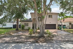 8981 NW 166th Terrace, Miami Lakes, FL 33018, Sold 08/07/25