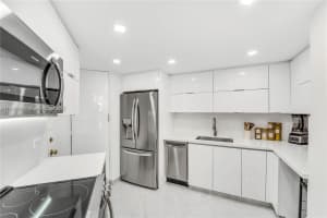 999 Brickell Bay Dr APT 711, Miami, FL 33131, - MLS#A11821041