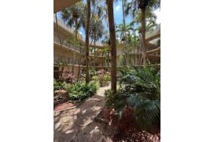 8015 Sw 107th Ave 220 Miami, FL 33173 - MLS#A11821062