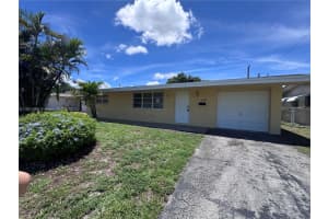 7640 Nw 16th Ct, Pembroke Pines