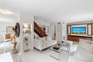 7074 SW 114th Pl APT H, Miami, FL 33173, Sold 08/18/25