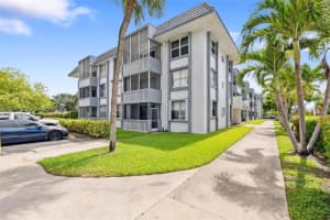 6705 Nw 169th St C310, Hialeah