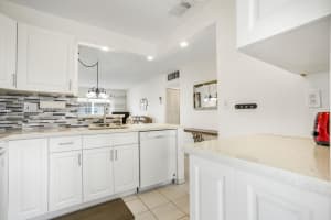 4706 Nw 36th St 616, Lauderdale Lakes