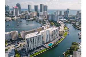 401 Golden Isles Dr APT 804, Hallandale Beach, FL 33009, - MLS#A11821194