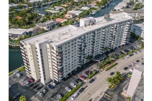 401 Golden Isles Dr APT 804, Hallandale Beach, FL 33009, - MLS#A11821194