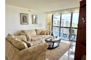 3530 Mystic Pointe Dr 2108, Aventura