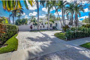 2020 Alamanda Dr #0, North Miami, FL 33181, - MLS#A11821217