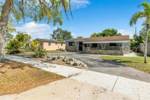 7631 Miramar Pkwy, Miramar, FL 33023, - MLS#A11821262