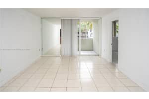 10090 Nw 80th Ct 1245 Hialeah Gardens, FL 33016 - MLS#A11821354