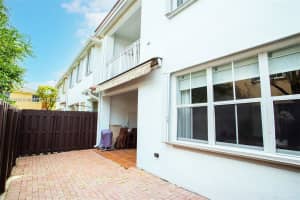 10857 NW 84th St, Doral, FL 33178, Sold 08/12/25