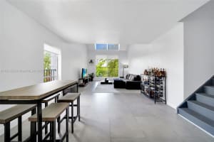 6900 N Kendall Dr A303, Pinecrest