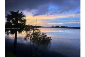 471 Ives Dairy Rd Apt 206-3, Miami, FL 33179, Sold 09/12/25