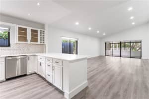 272 Fairway Cir #98, Weston, FL 33326, - MLS#A11821680