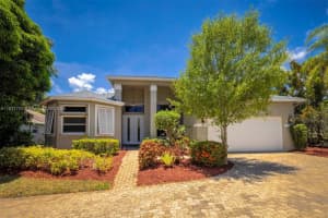 58 Lake Eden Dr, Boynton Beach