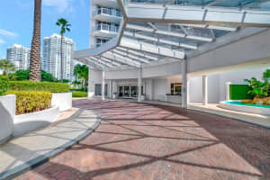 16425 Collins Ave APT 311, Sunny Isles Beach, FL 33160, - MLS#A11821749