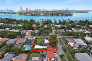 1423 Biarritz Dr Miami Beach, FL 33141 - MLS#A11821761