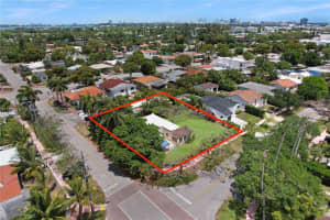 1423 Biarritz Dr Miami Beach, FL 33141 - MLS#A11821761