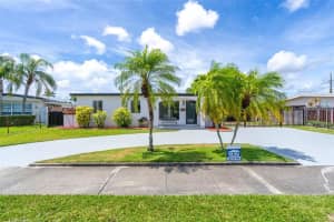 11030 Sw 42 St, Miami