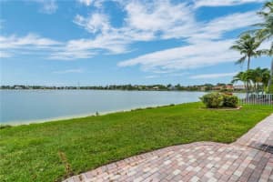 18633 SW 24th St, Miramar, FL 33029 - MLS#A11821839