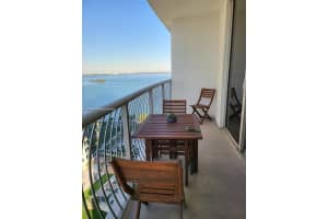 1750 N Bayshore Dr 2207, Miami