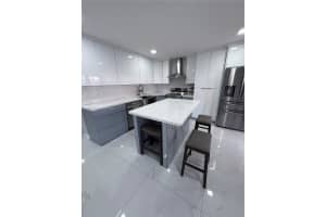 11115 W Okeechobee Rd 119, Hialeah Gardens