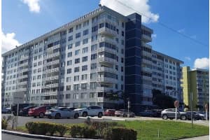 4350 Hillcrest Dr 1014, Hollywood